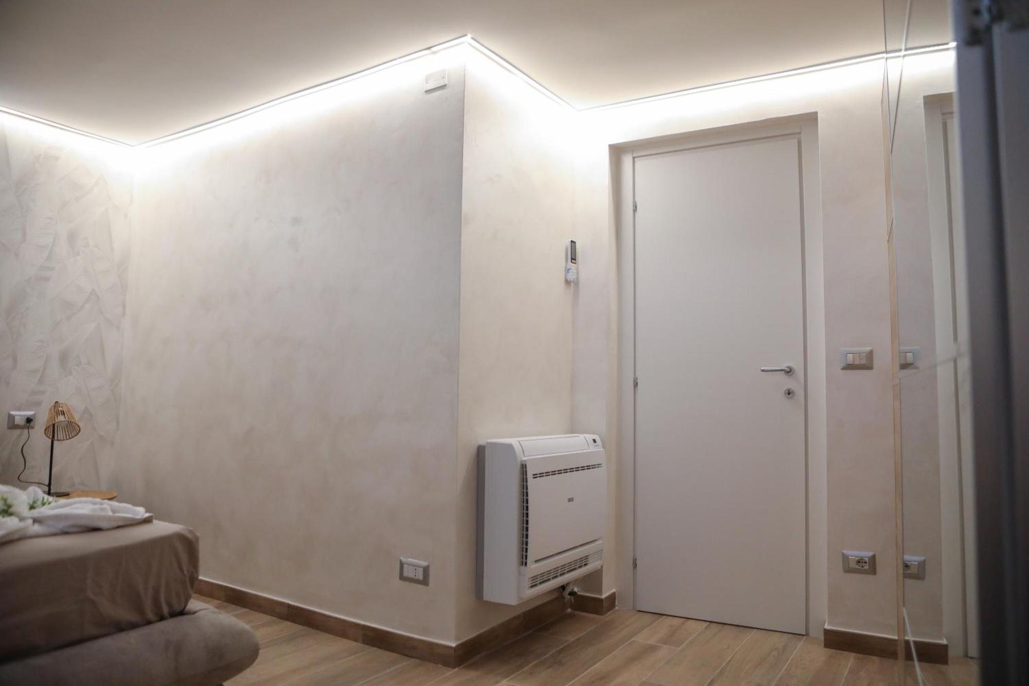 Ferienwohnung Luxury Regina 14 Bari Exterior foto