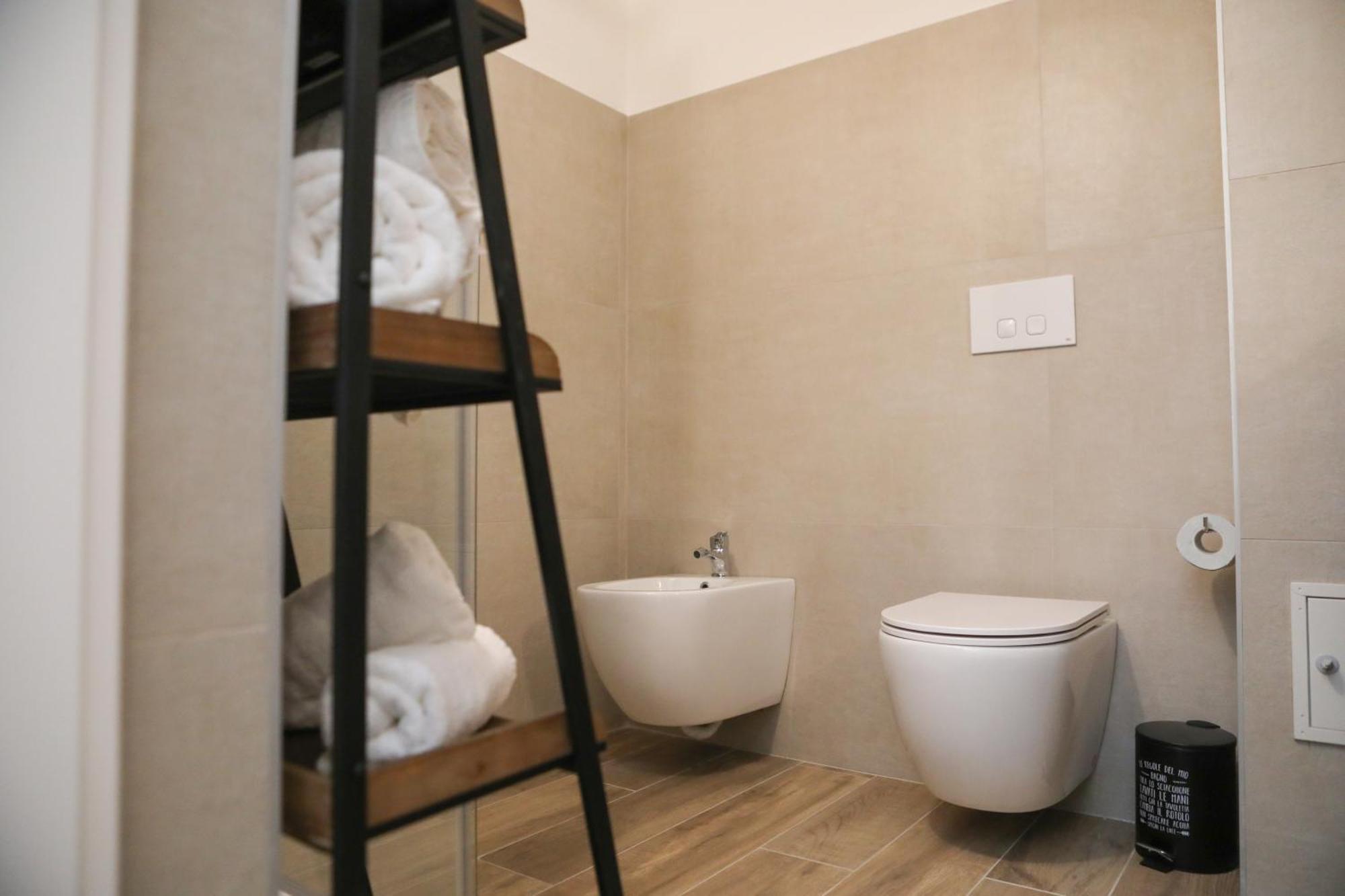 Ferienwohnung Luxury Regina 14 Bari Exterior foto