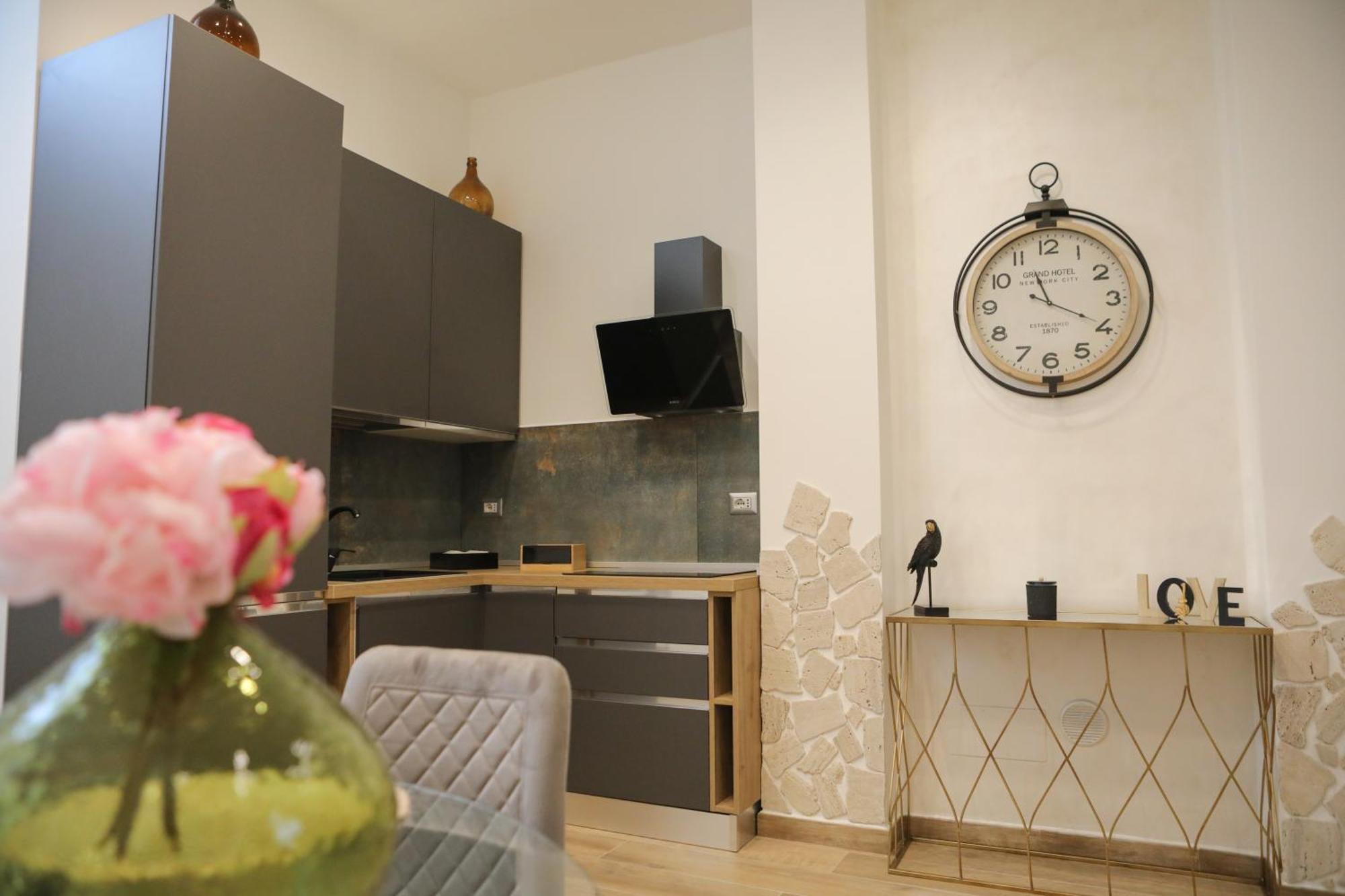 Ferienwohnung Luxury Regina 14 Bari Exterior foto