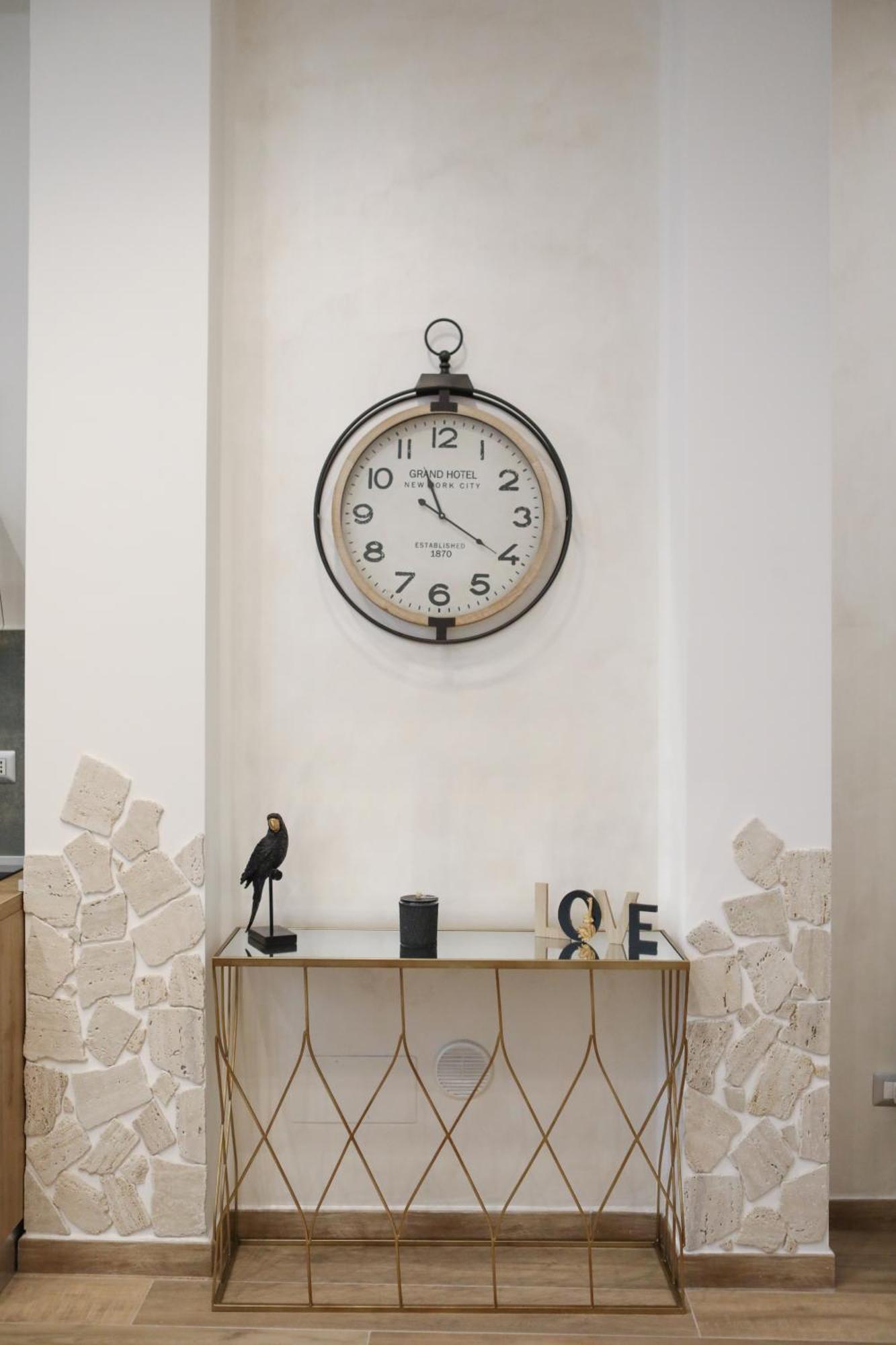 Ferienwohnung Luxury Regina 14 Bari Exterior foto